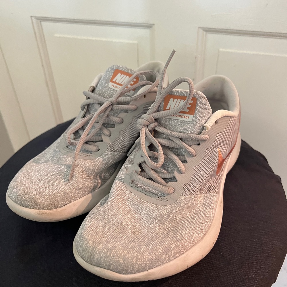 Nike Women's Gray and Rose Gold Sneakers